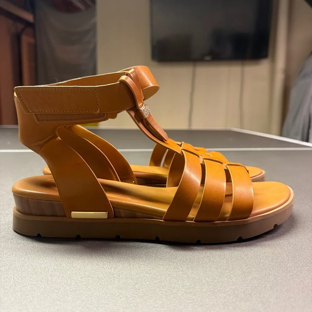 Franco Sarto Dasana Cognac Brown Gladiator Thong Ankle Strap Sandals 9.5M
